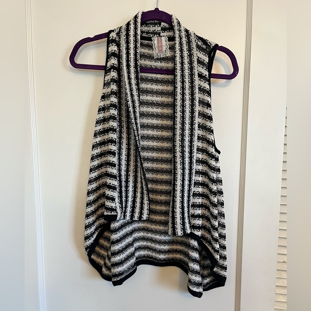 Mauve sweater vest